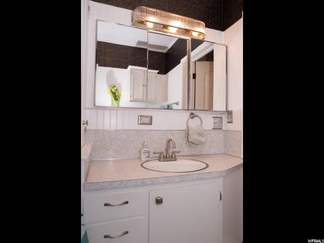 549 E 400 N, Logan, UT 84321 — photo 11