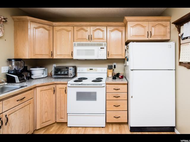 320 E 2440 N, North Logan, UT 84341 — photo 8