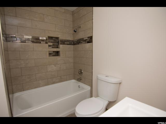 521 E Canfield Dr N, Ogden, UT 84404 — photo 10