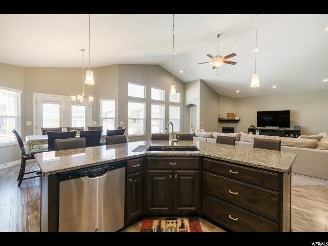 1248 W 2000 S, Syracuse, UT 84075 — photo 8