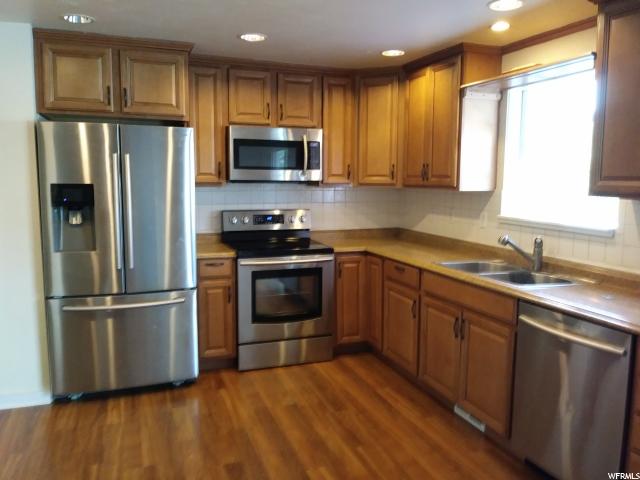 967 E Violet Dr, Sandy, UT 84094 — photo 4