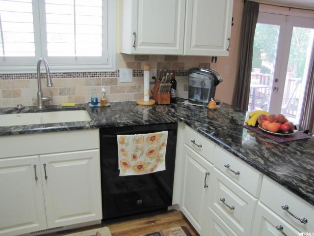 1260 N Willard Peak Dr E, Ogden, UT 84404 — photo 4