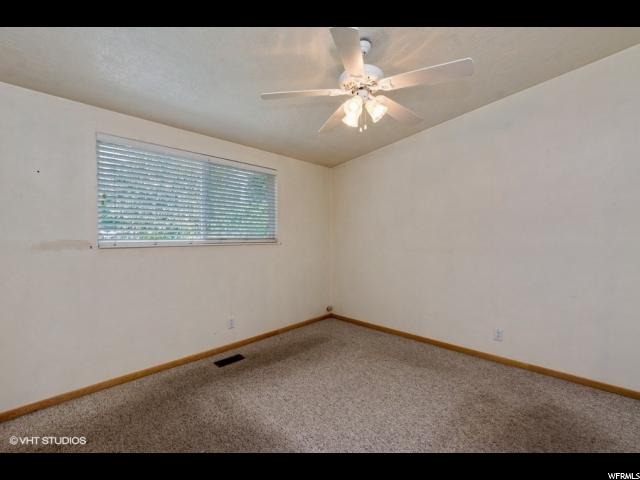 489 Barlow, Clearfield, UT 84015 — photo 8