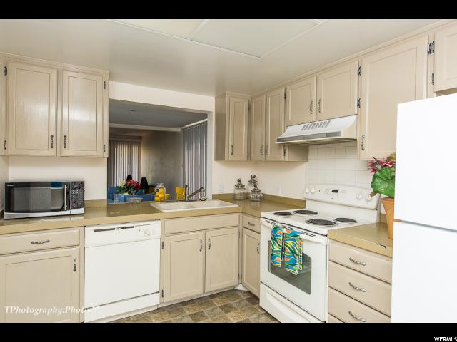 918 Bloomington Dr W, Bloomington, UT 84790 — photo 5