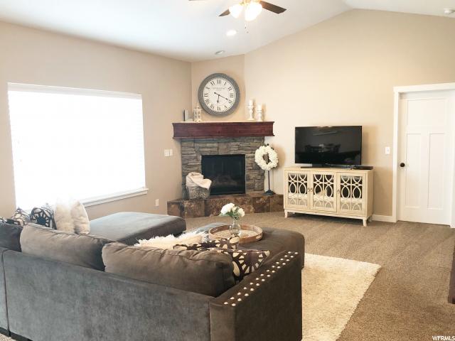 5469 S 3200 W, Roy, UT 84067 — photo 12