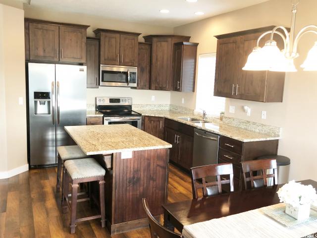 5469 S 3200 W, Roy, UT 84067 — photo 6