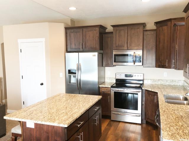 5469 S 3200 W, Roy, UT 84067 — photo 7