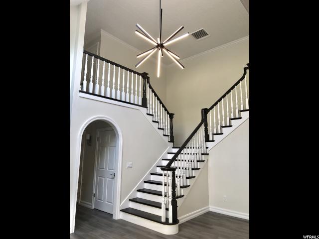4048 E Canyon View Pl, Sandy, UT 84092 — photo 3