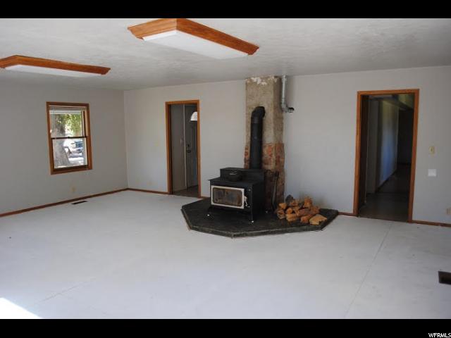 2986 S 1500 E, Vernal, UT 84078 — photo 2