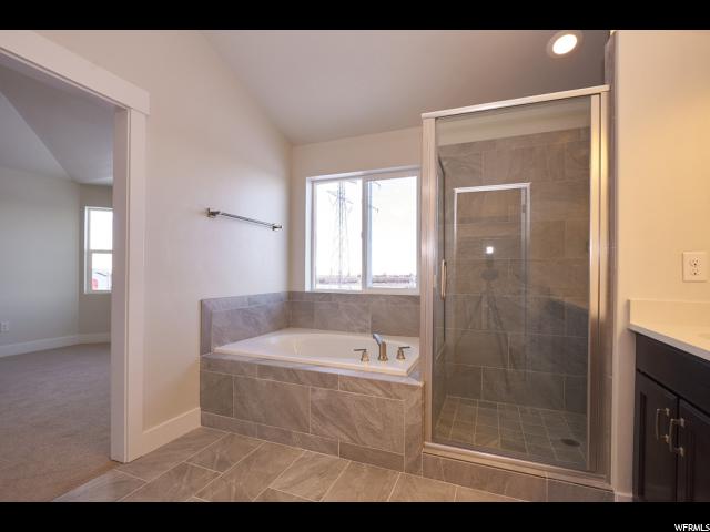662 S 1900 W, Layton, UT 84041 — photo 8
