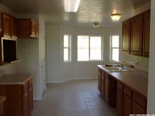 335 S 50 E, Hyde Park, UT 84318 — photo 4