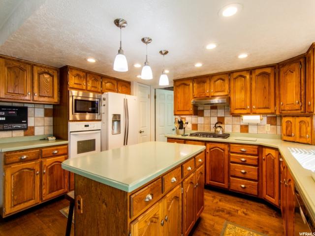 632 E 3550 S, Bountiful, UT 84010 — photo 9