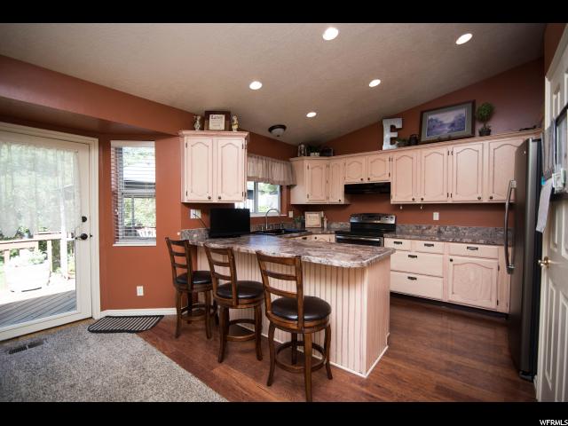 407 E 275 N, Hyde Park, UT 84318 — photo 2