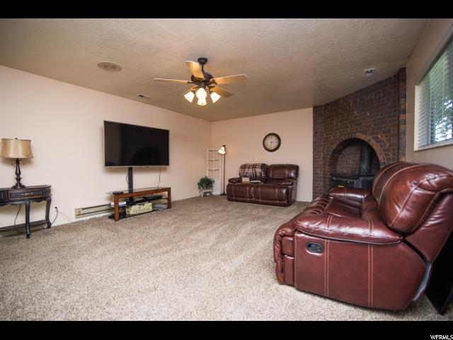 407 E 275 N, Hyde Park, UT 84318 — photo 11
