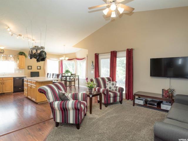 1137 N 900 W, Clinton, UT 84015 — photo 4
