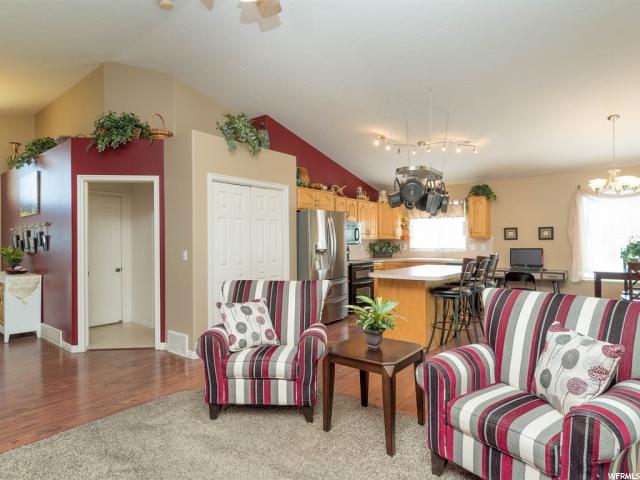 1137 N 900 W, Clinton, UT 84015 — photo 7