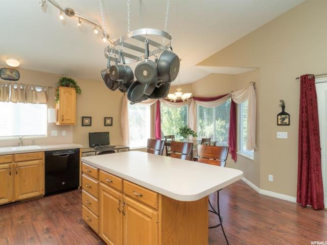 1137 N 900 W, Clinton, UT 84015 — photo 9