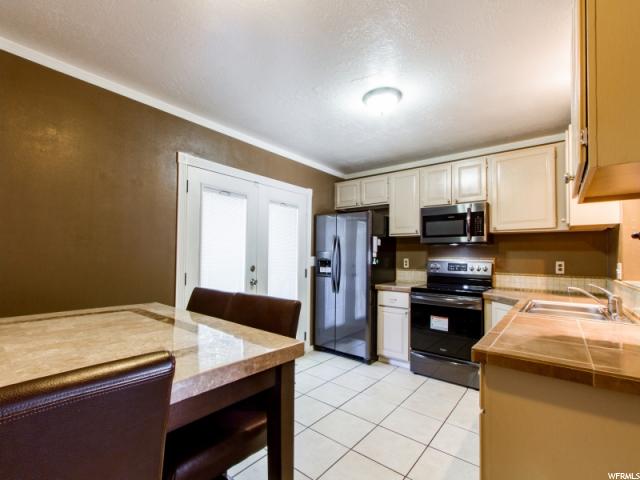 581 N W 1300 W, Clinton, UT 84015 — photo 5