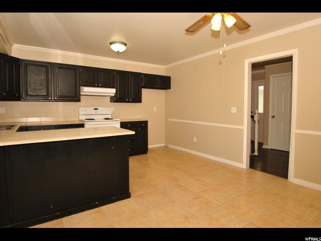 1532 E Tameron Dr, Sandy, UT 84092 — photo 8