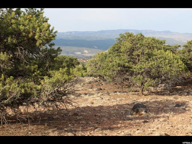 700 E Torrey Breaks Rd N #7, Torrey, UT 84775 — photo 3