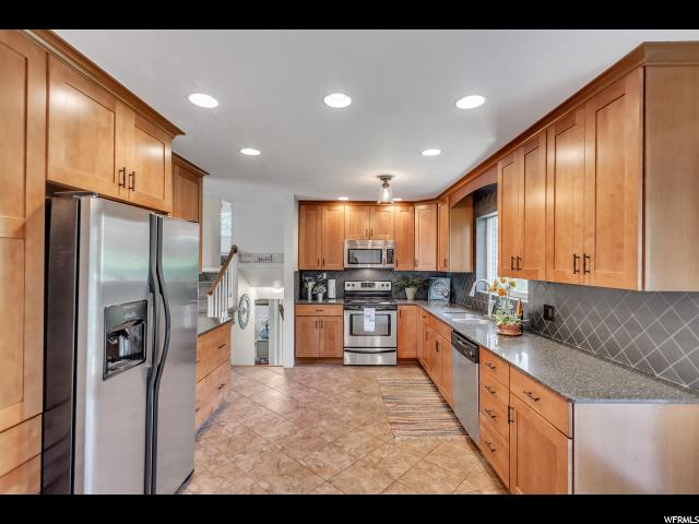 509 Larsen Dr, Bountiful, UT 84010 — photo 7