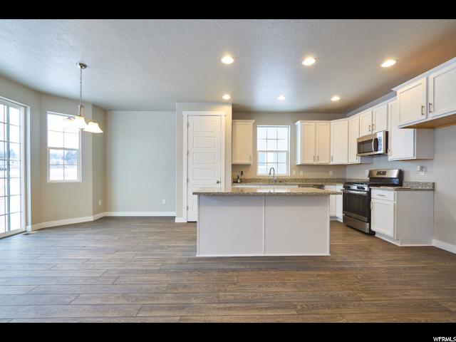 906 E 1900 N, North Ogden, UT 84414 — photo 3