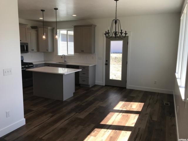 1076 E 300 S, Smithfield, UT 84335 — photo 11