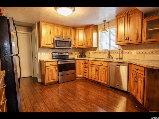 2335 S Elaine E, Bountiful, UT 84010 — photo 3