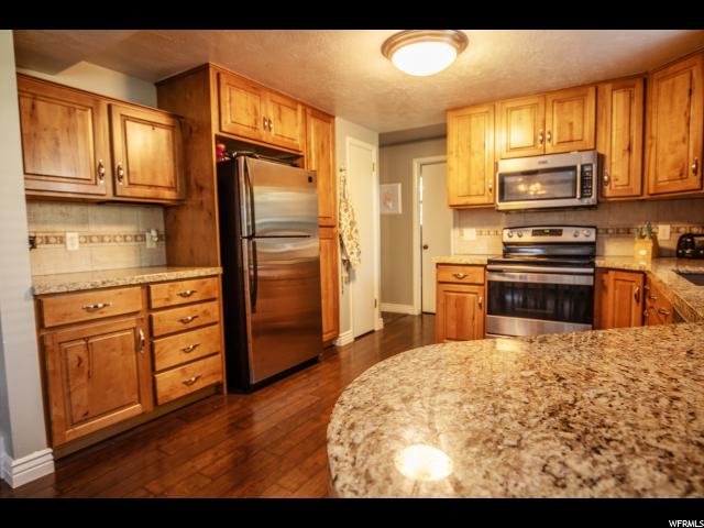 2335 S Elaine E, Bountiful, UT 84010 — photo 4