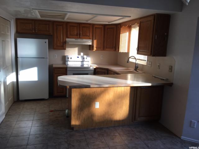 426 S 225 E, Kaysville, UT 84037 — photo 4
