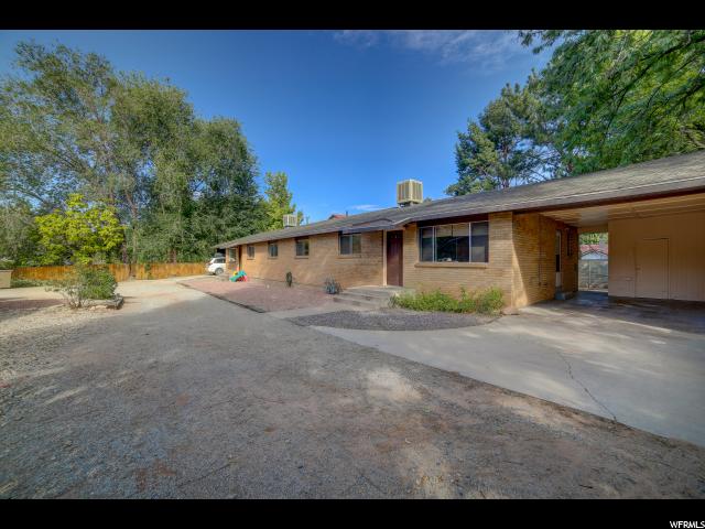 345 E 100 S, Moab, UT 84532 — photo 8