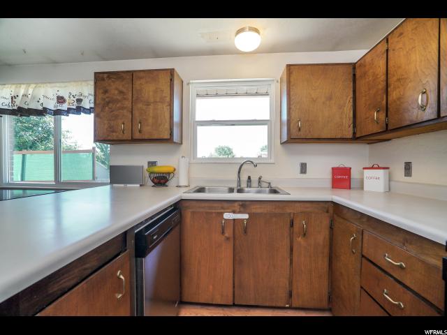 4899 S 2875 W, Roy, UT 84067 — photo 10