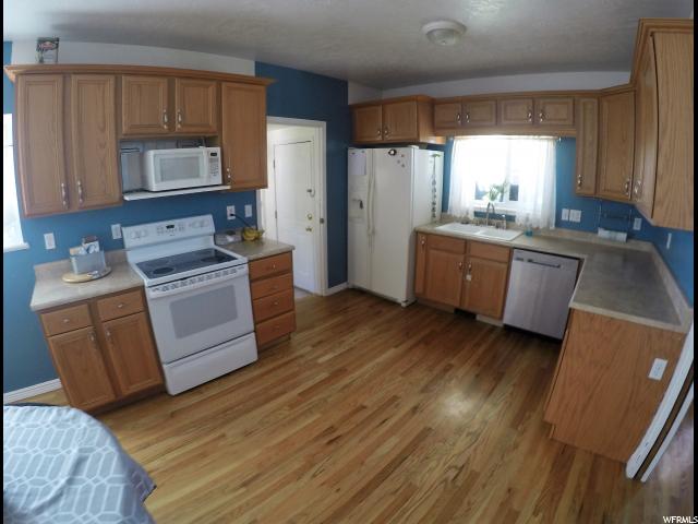 976 N 250 E, Orem, UT 84057 — photo 3