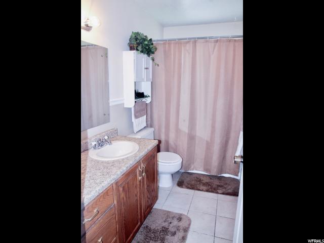 921 W 2600 N, Clinton, UT 84015 — photo 10