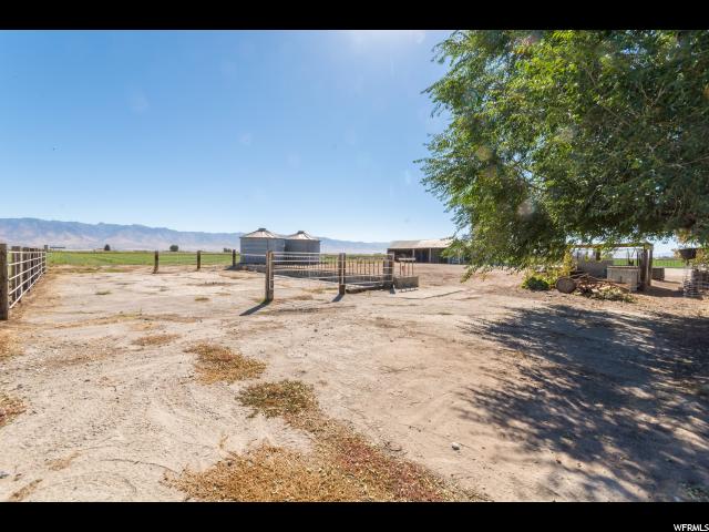 1014 N 400 W, Trenton, UT 84338 — photo 9