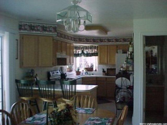 13360 Trestle Ln, Riverton, UT 84065 — photo 3