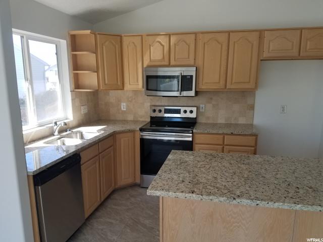 2158 N 1350 W, Clinton, UT 84015 — photo 9