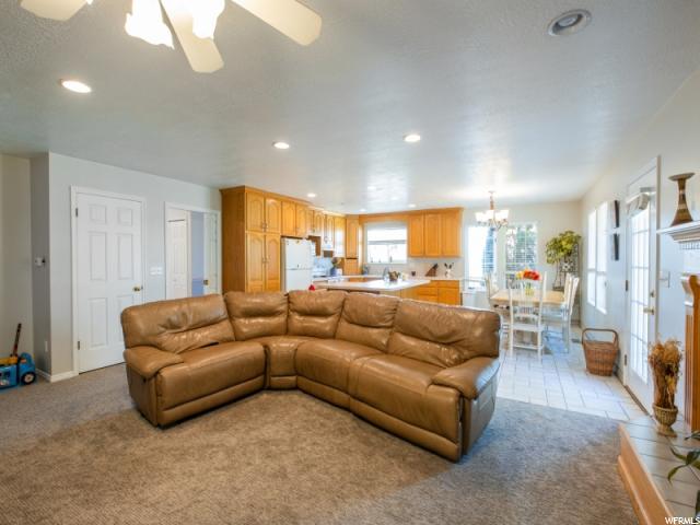 423 E Powell Ave, Centerville, UT 84014 — photo 9