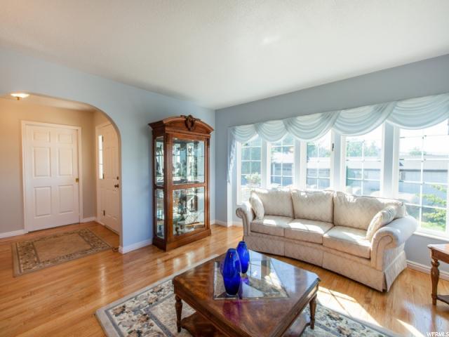 423 E Powell Ave, Centerville, UT 84014 — photo 3