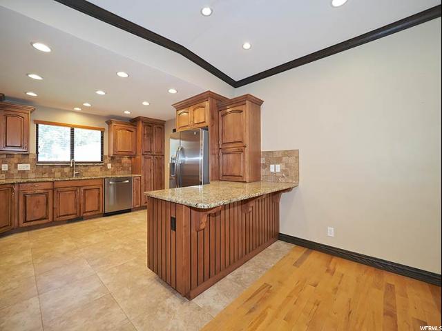 2155 E 10095 S, Sandy, UT 84092 — photo 10