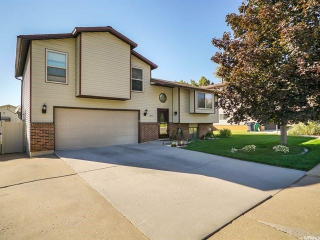 2647 N 1575 E, Layton, UT 84040 — photo 2