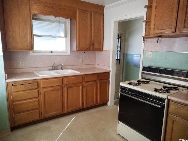 588 E 5th, Ogden, UT 84404 — photo 8