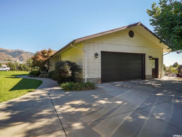 938 E Cherry Ln, Layton, UT 84040 — photo 4