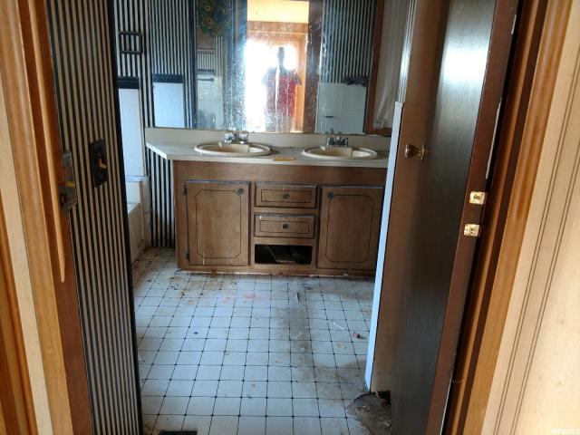 21230 S Cambridge E, Downey, ID 83234 — photo 11