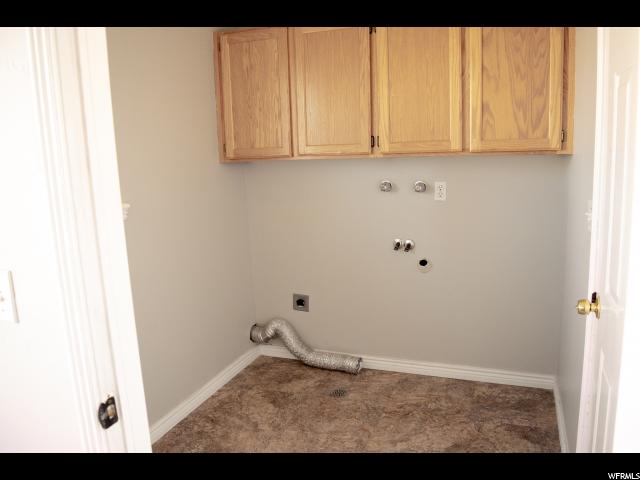 682 W 1860 N, Clinton, UT 84015 — photo 9