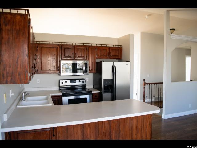 682 W 1860 N, Clinton, UT 84015 — photo 5