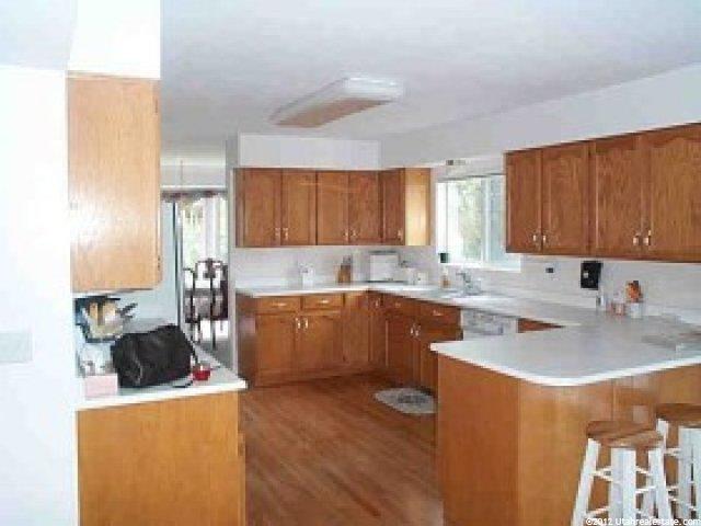 10052 Rockview Cir, Sandy, UT 84092 — photo 5
