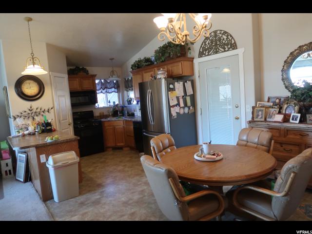 1841 E Saddleback Vw N, Enoch, UT 84721 — photo 9