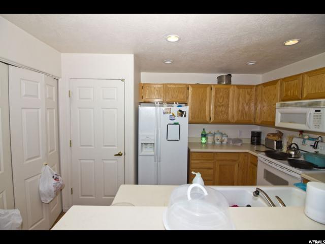490 E 700 S #D 38, Clearfield, UT 84015 — photo 5
