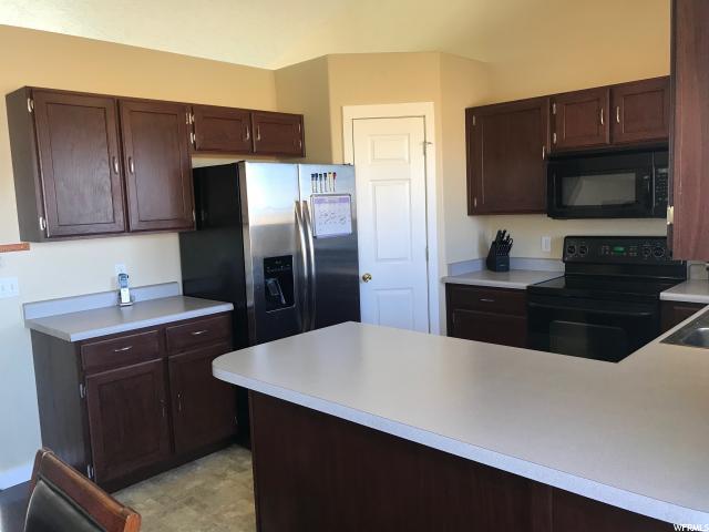 1383 E 970 N, Tooele, UT 84074 — photo 8